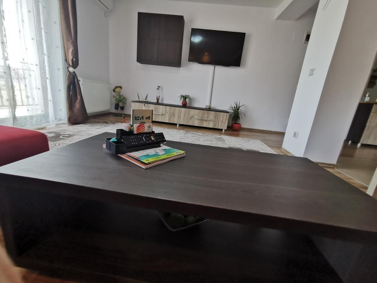 Apartament Ovidiu Giroc Екстер'єр фото